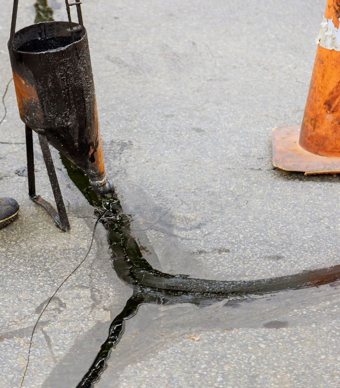 asphalt crack filling